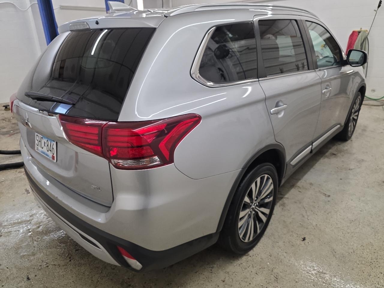 Mitsubishi Outlander SE 2020