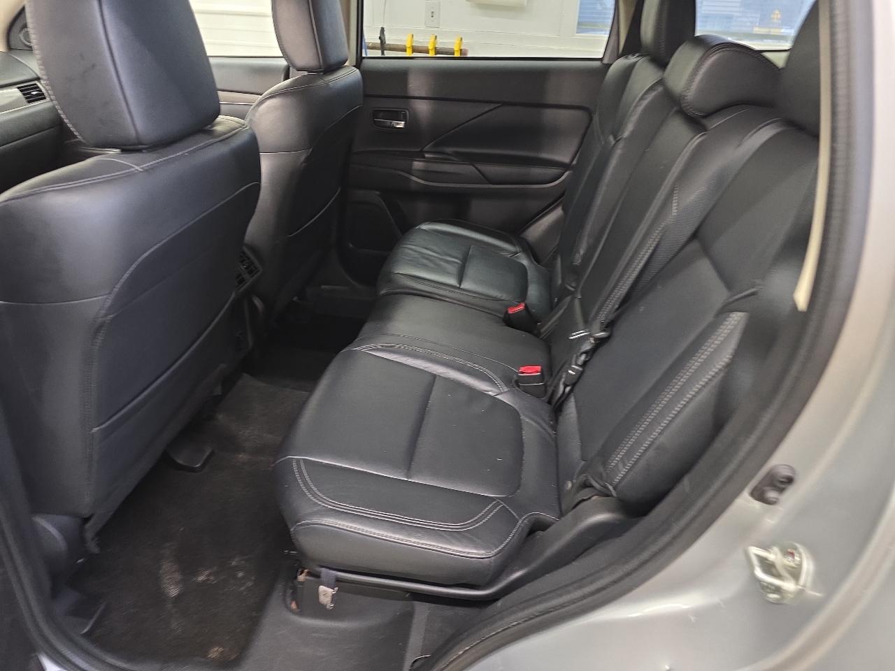 Mitsubishi Outlander SE 2020