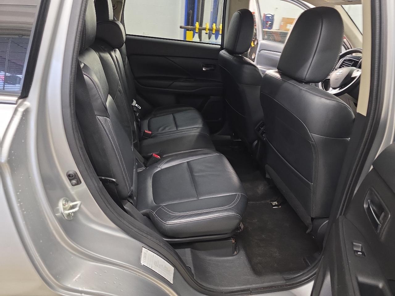 Mitsubishi Outlander SE 2020