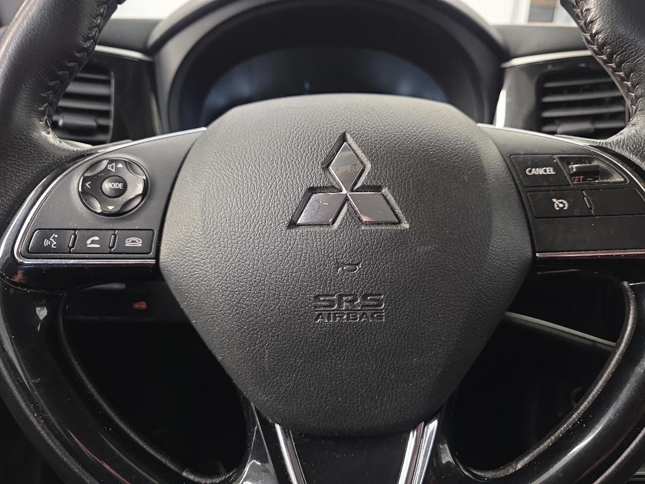 Mitsubishi Outlander SE 2020