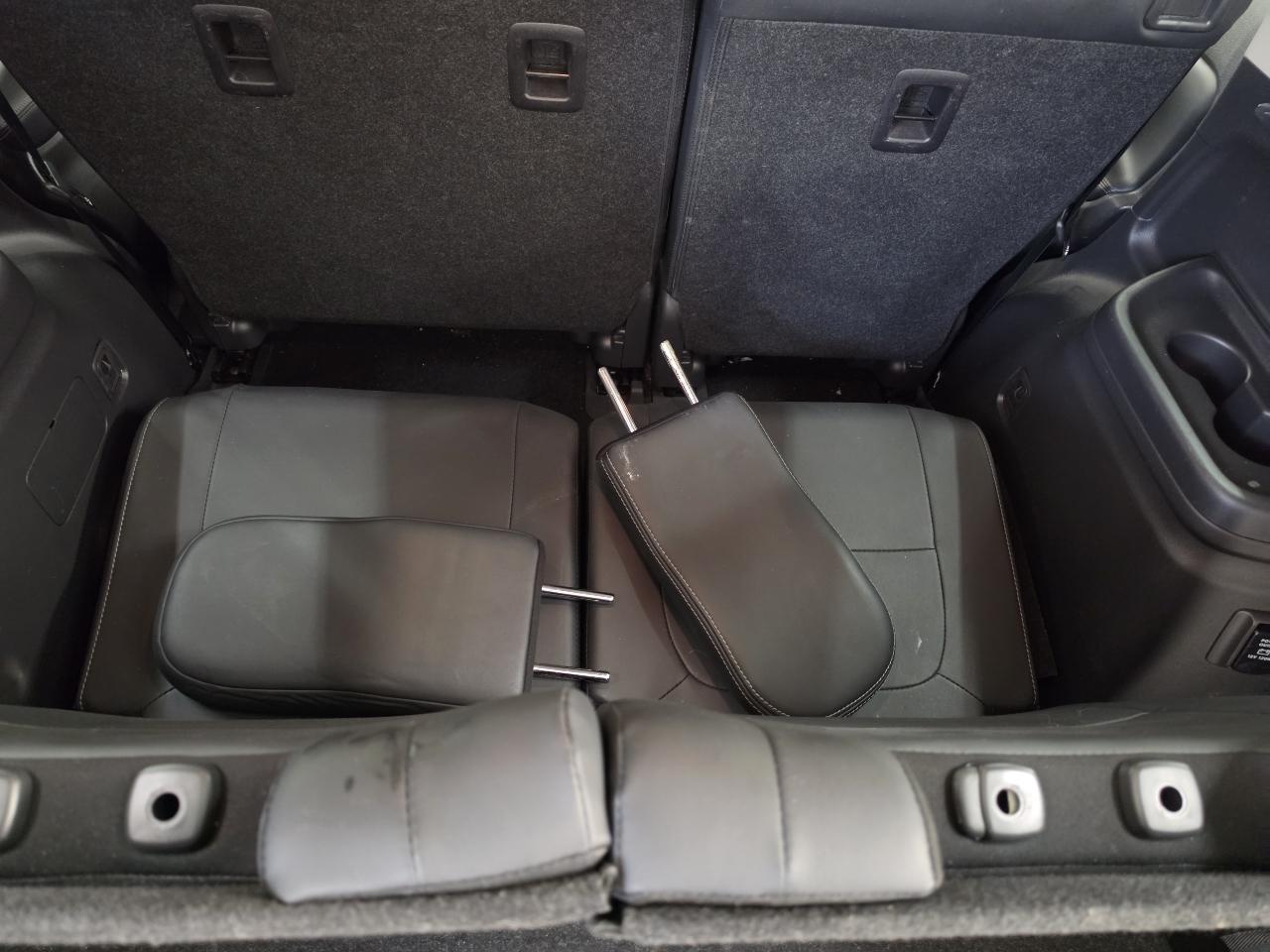 Mitsubishi Outlander SEL 4D SUV AWD 2020