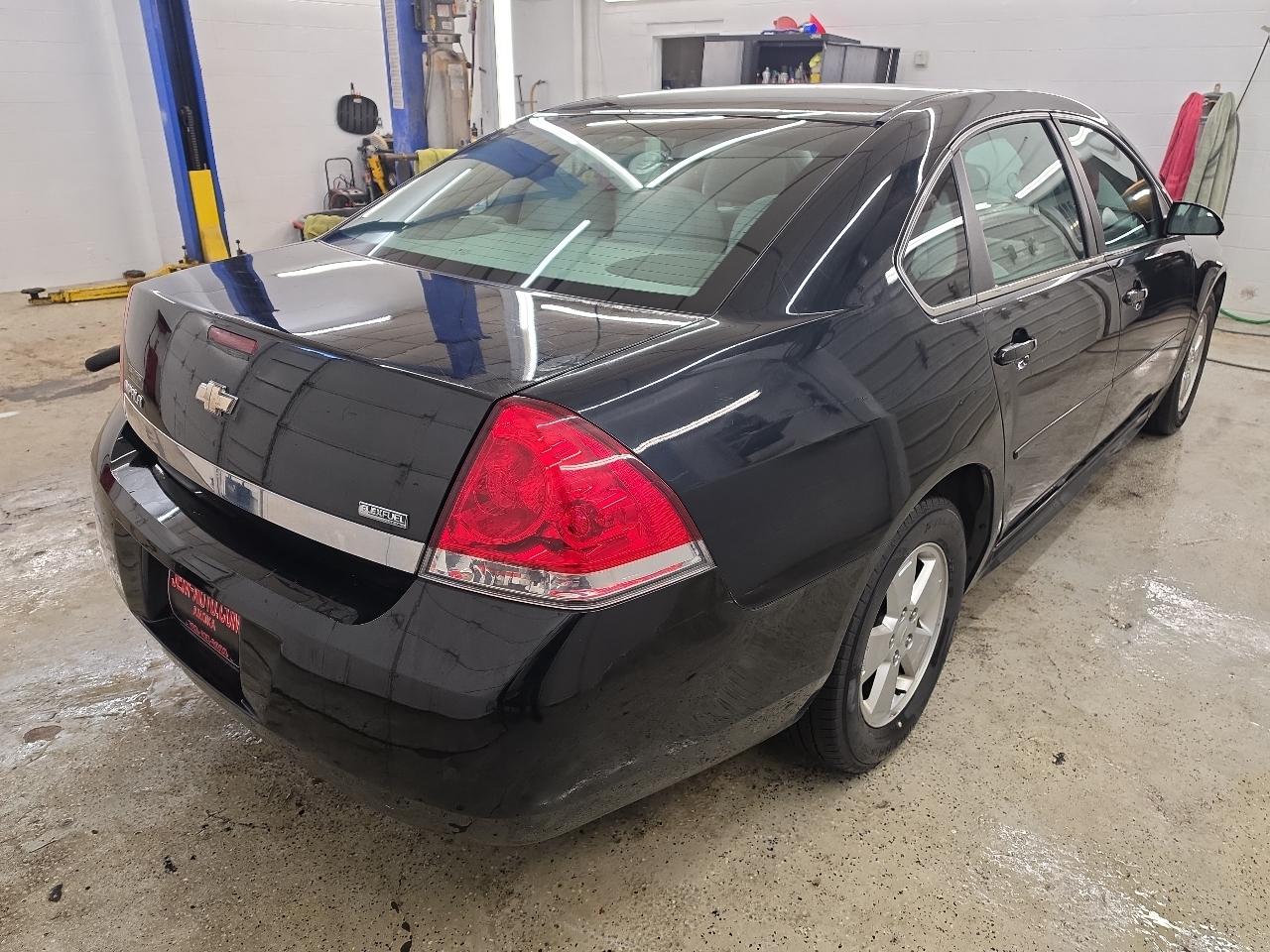 Chevrolet Impala LS 2011