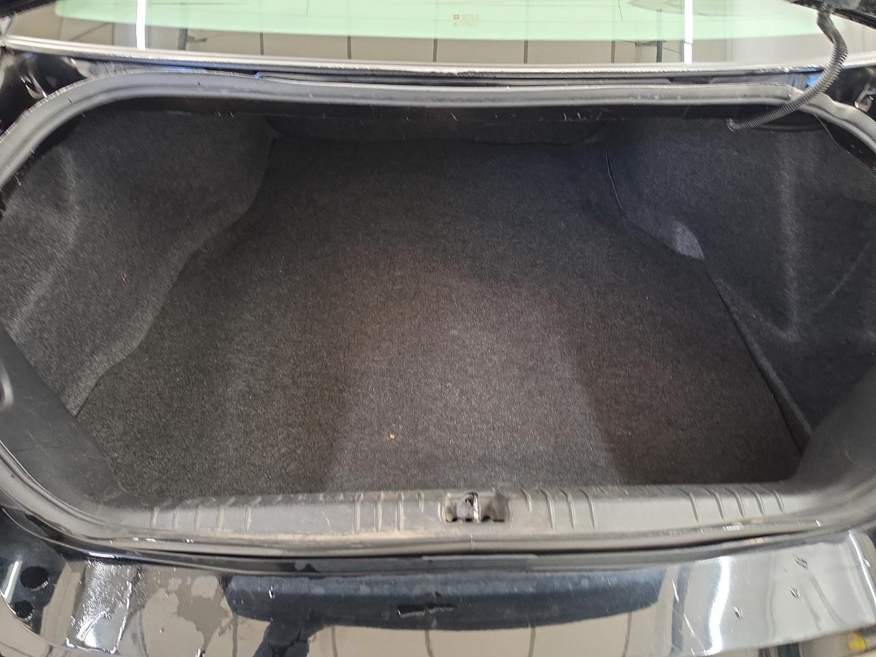 Chevrolet Impala LS 2011