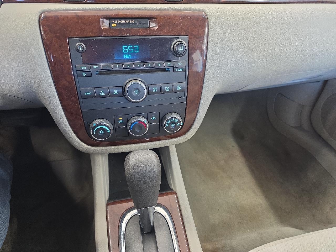 Chevrolet Impala LS 2011