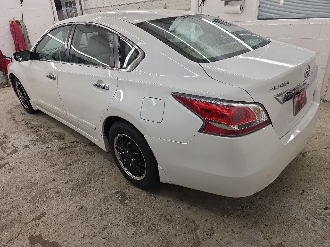 Nissan Altima 2.5 SL 2014