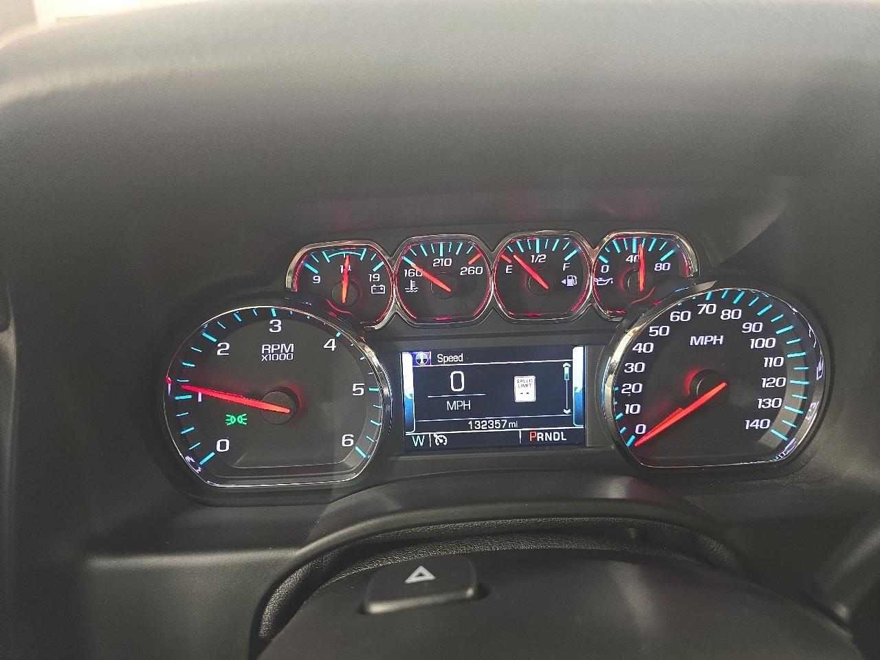 Chevrolet Suburban 1500 LT 2018