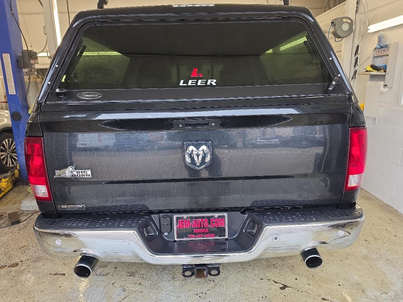 RAM 1500 SLT Quad Cab 2WD 2017