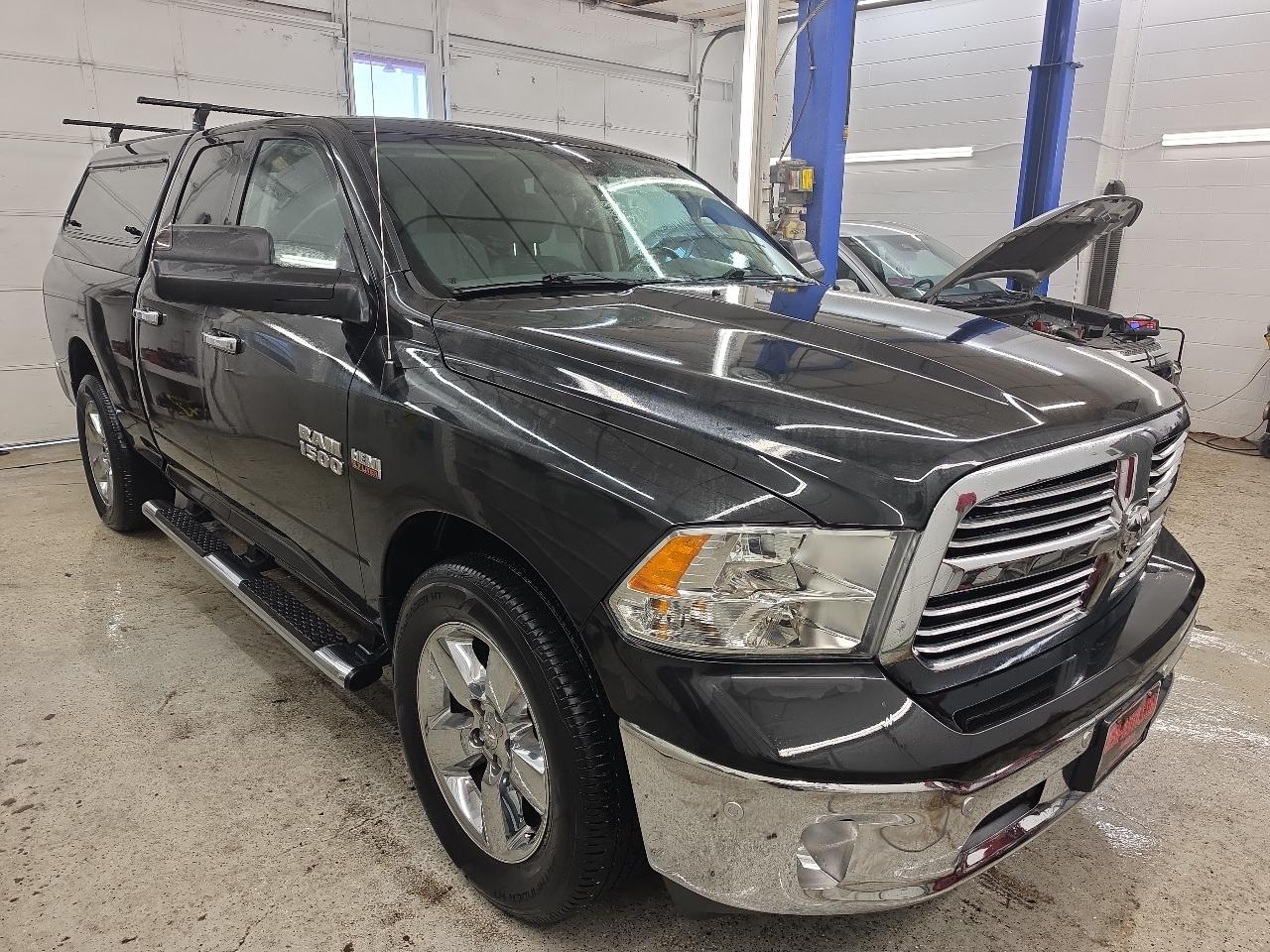 RAM 1500 SLT Quad Cab 2WD 2017