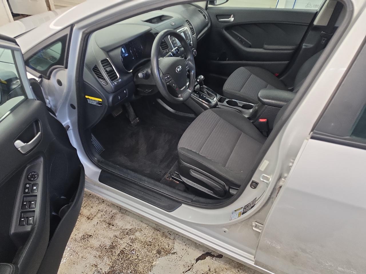 Kia Forte LX 4D Sedan 2017