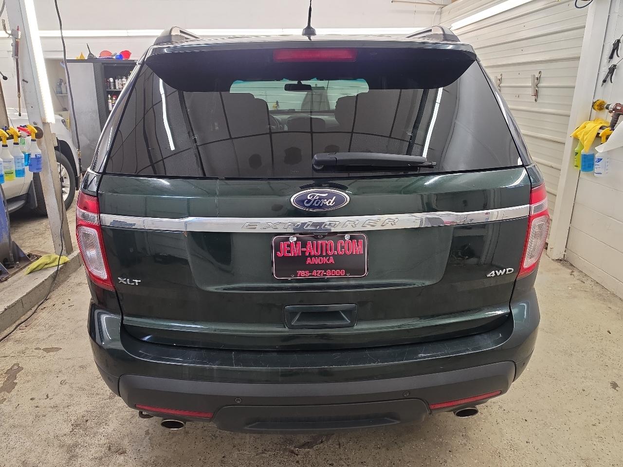 Ford Explorer XLT 4WD 2013
