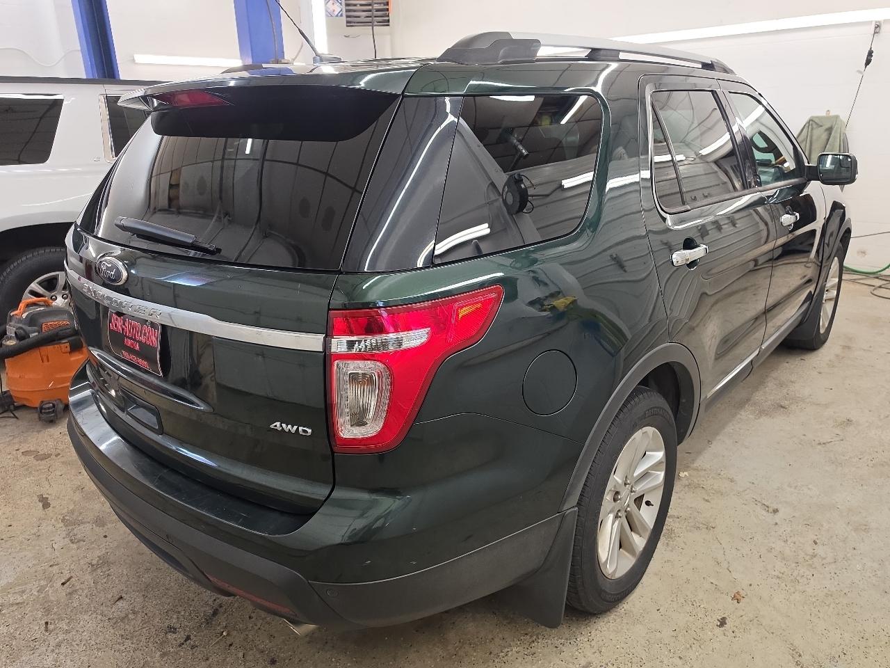 Ford Explorer XLT 4WD 2013