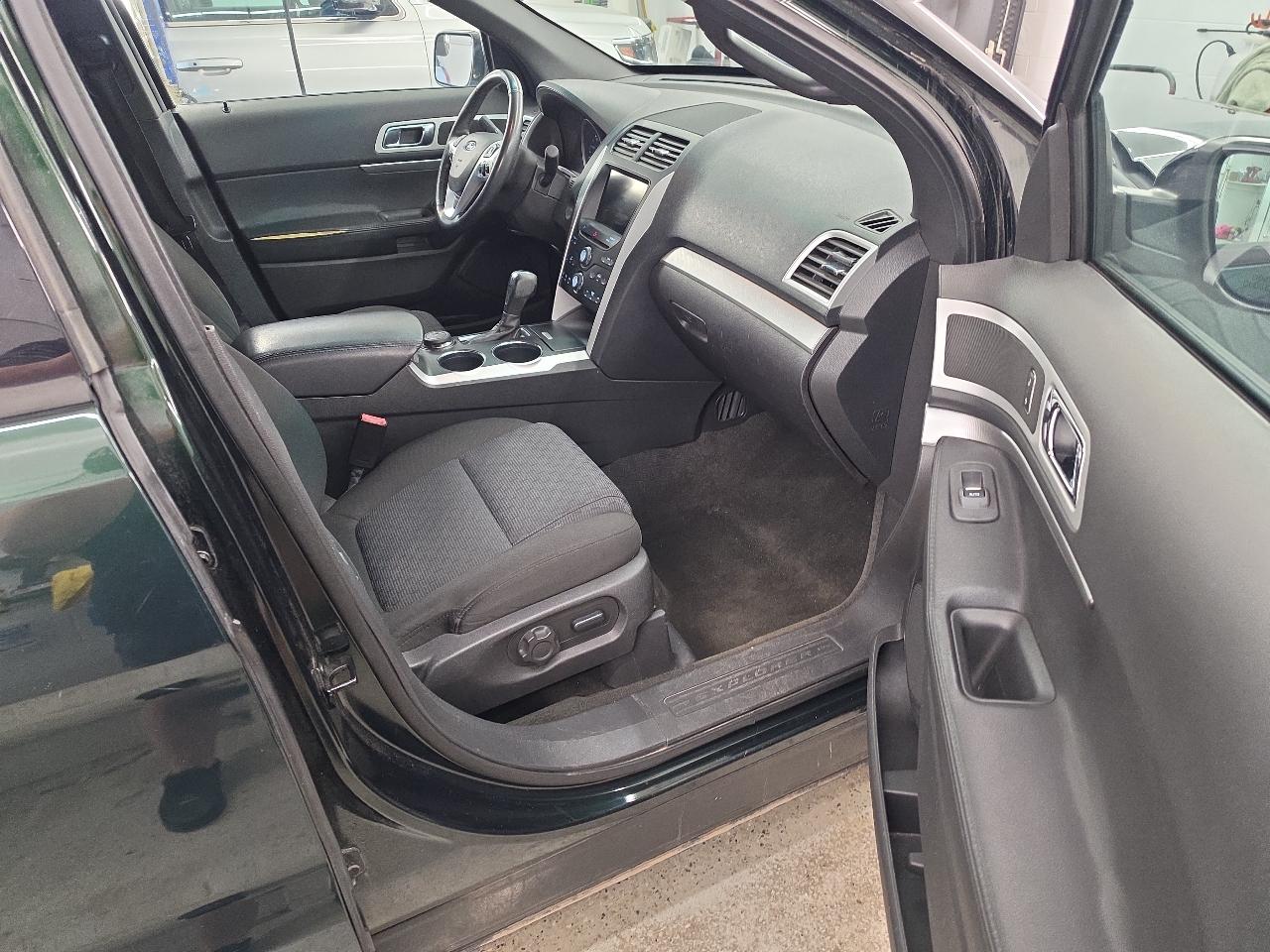 Ford Explorer XLT 4WD 2013