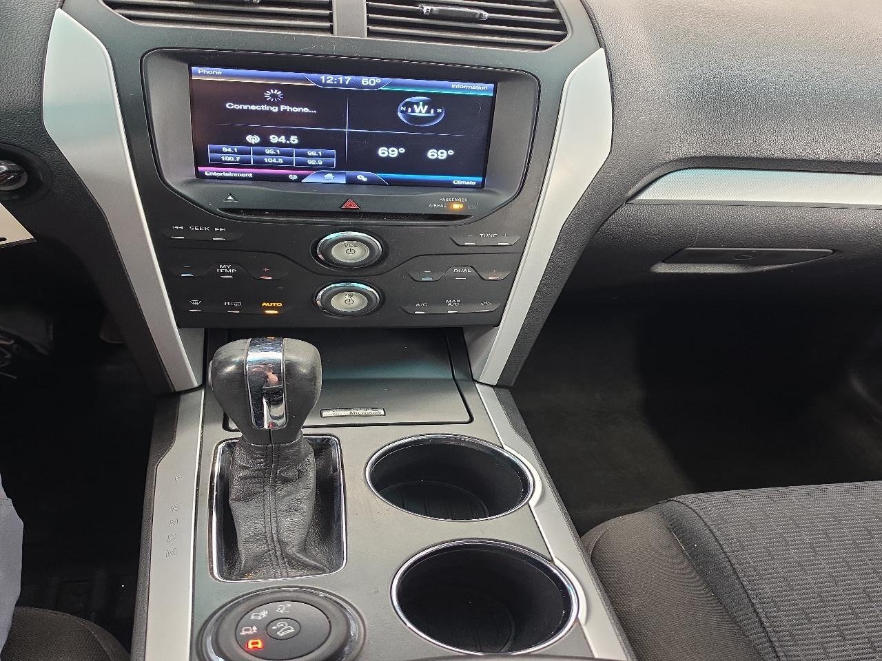 Ford Explorer XLT 4WD 2013