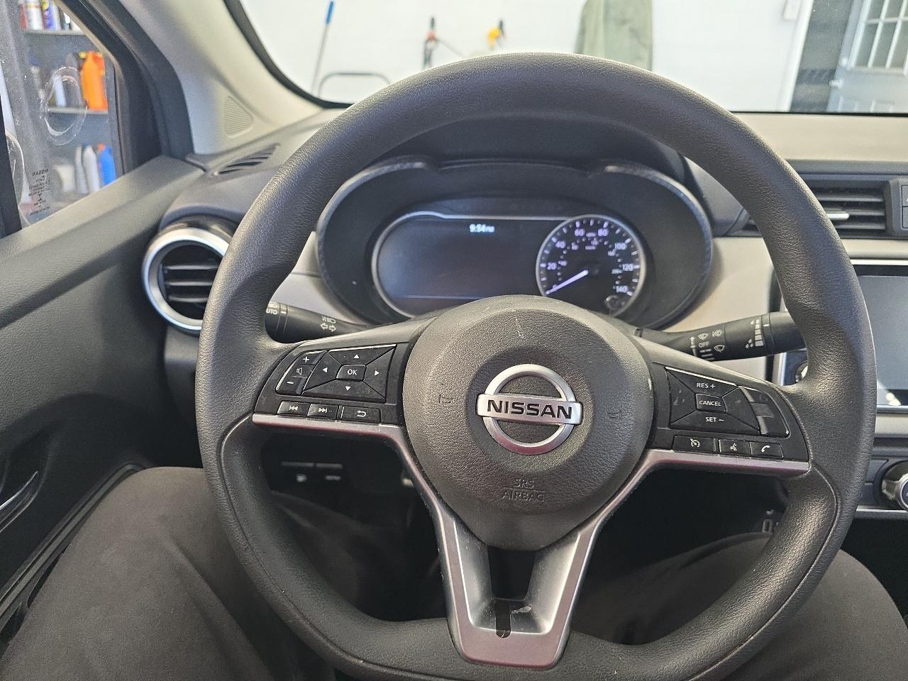 Nissan Versa SV 4D Sedan 2021