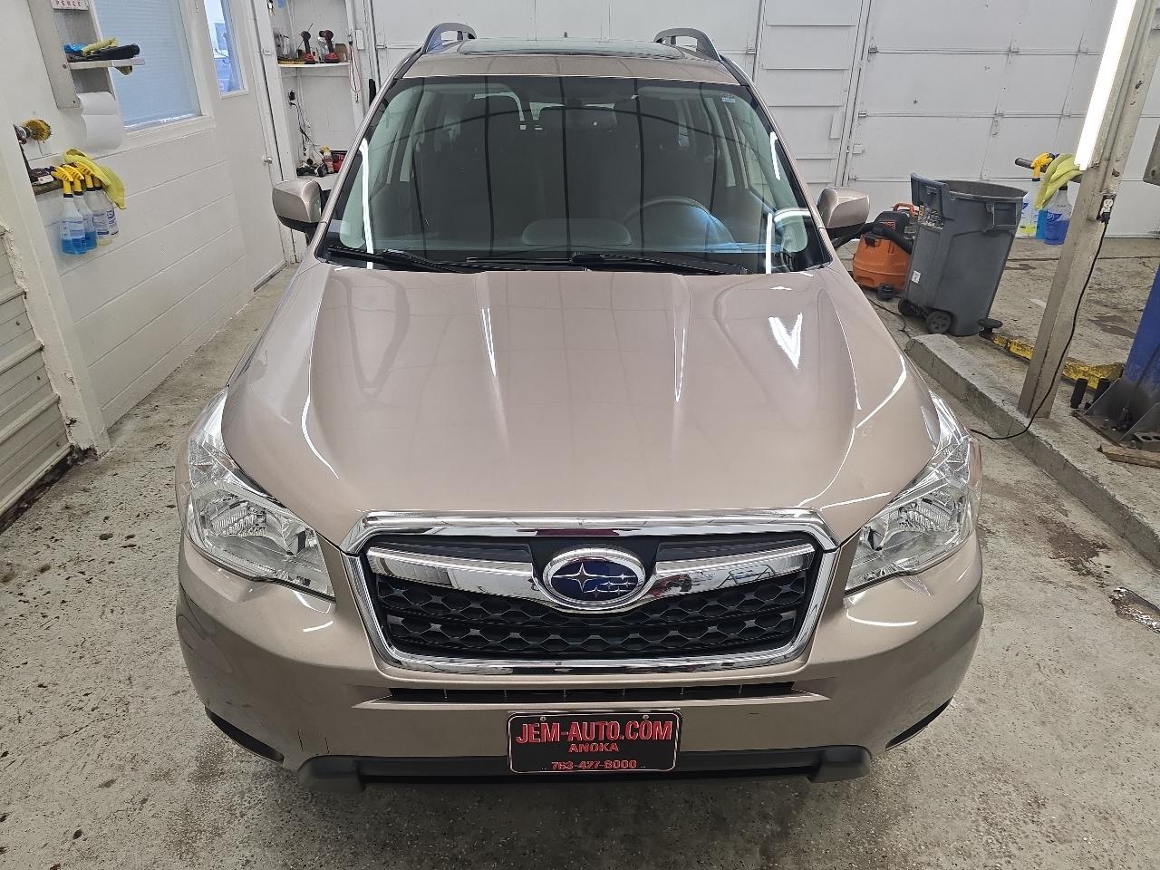 Subaru Forester 2.5i Premium PZEV CVT 2016