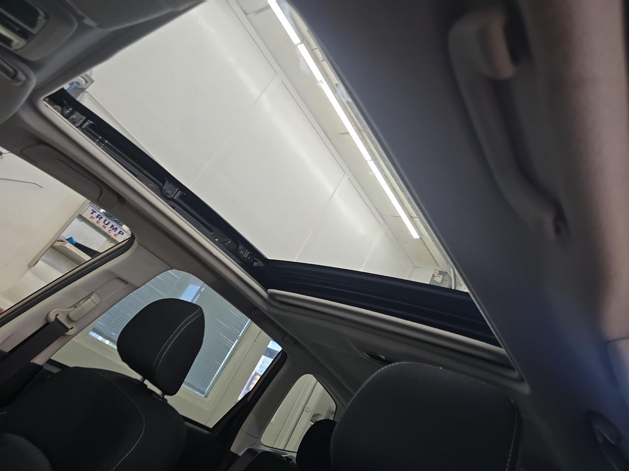 Subaru Forester 2.5i Premium PZEV CVT 2016