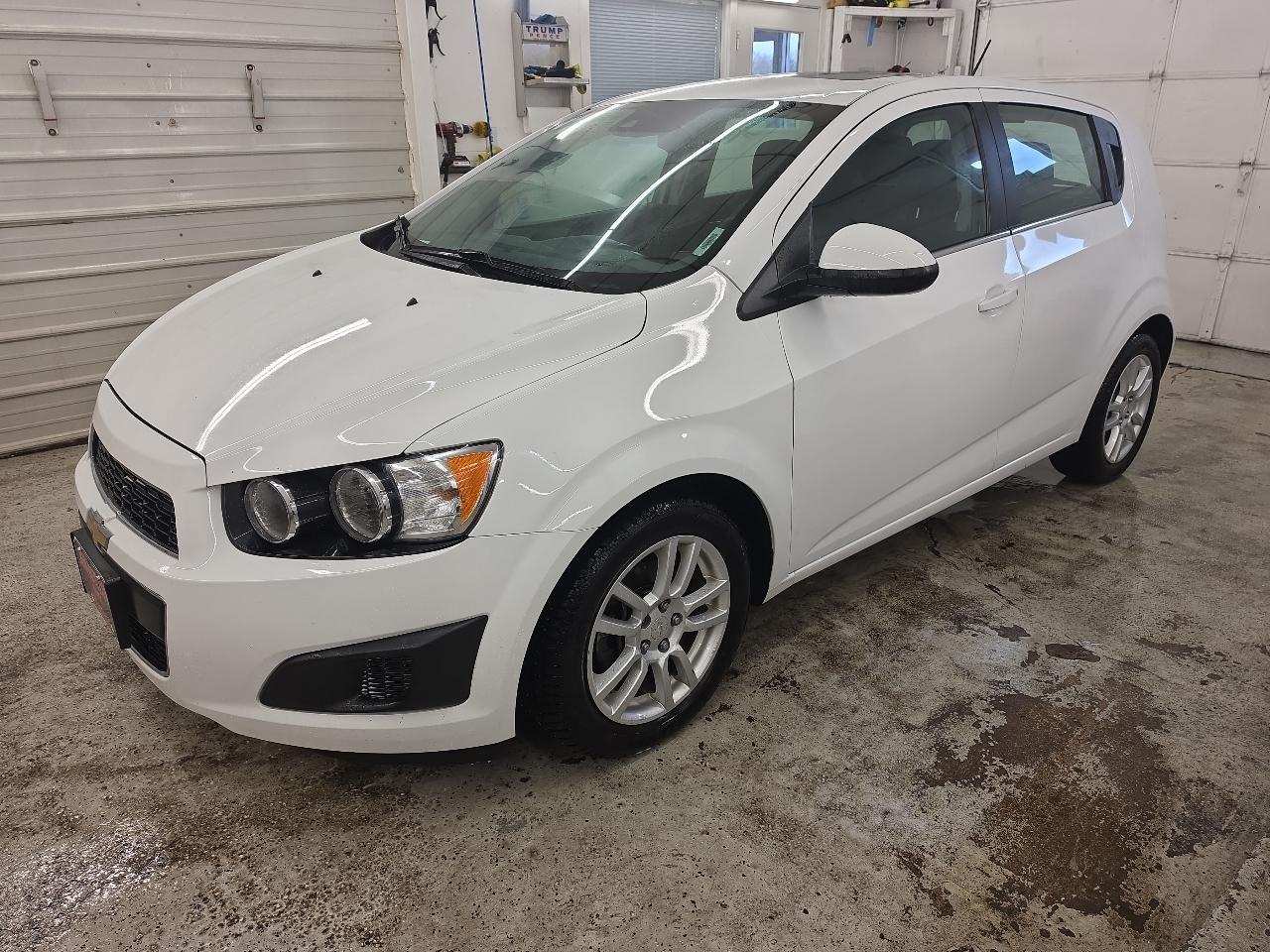 Chevrolet Sonic LT Auto 5-Door 2015