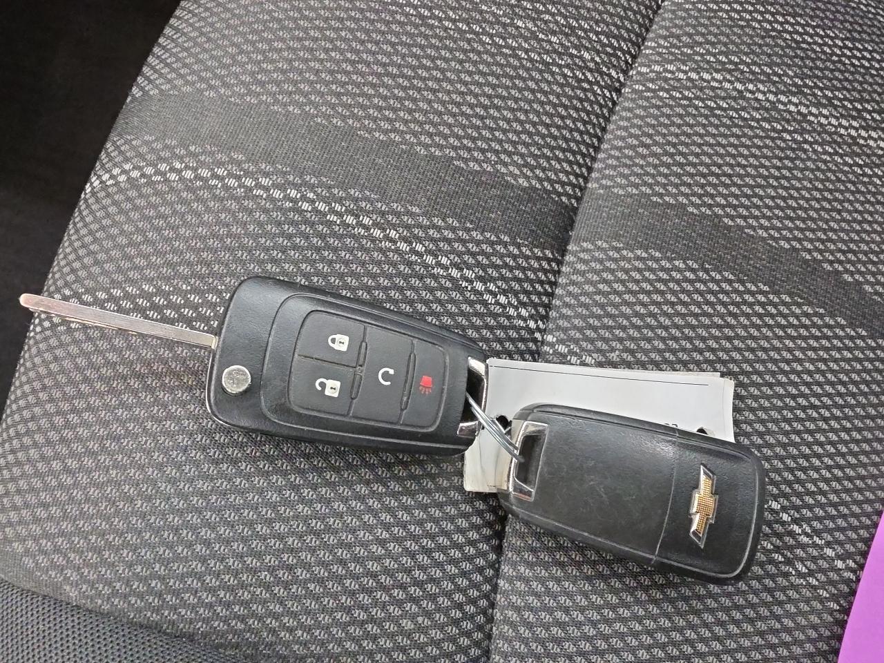 Chevrolet Sonic LT Auto 5-Door 2015