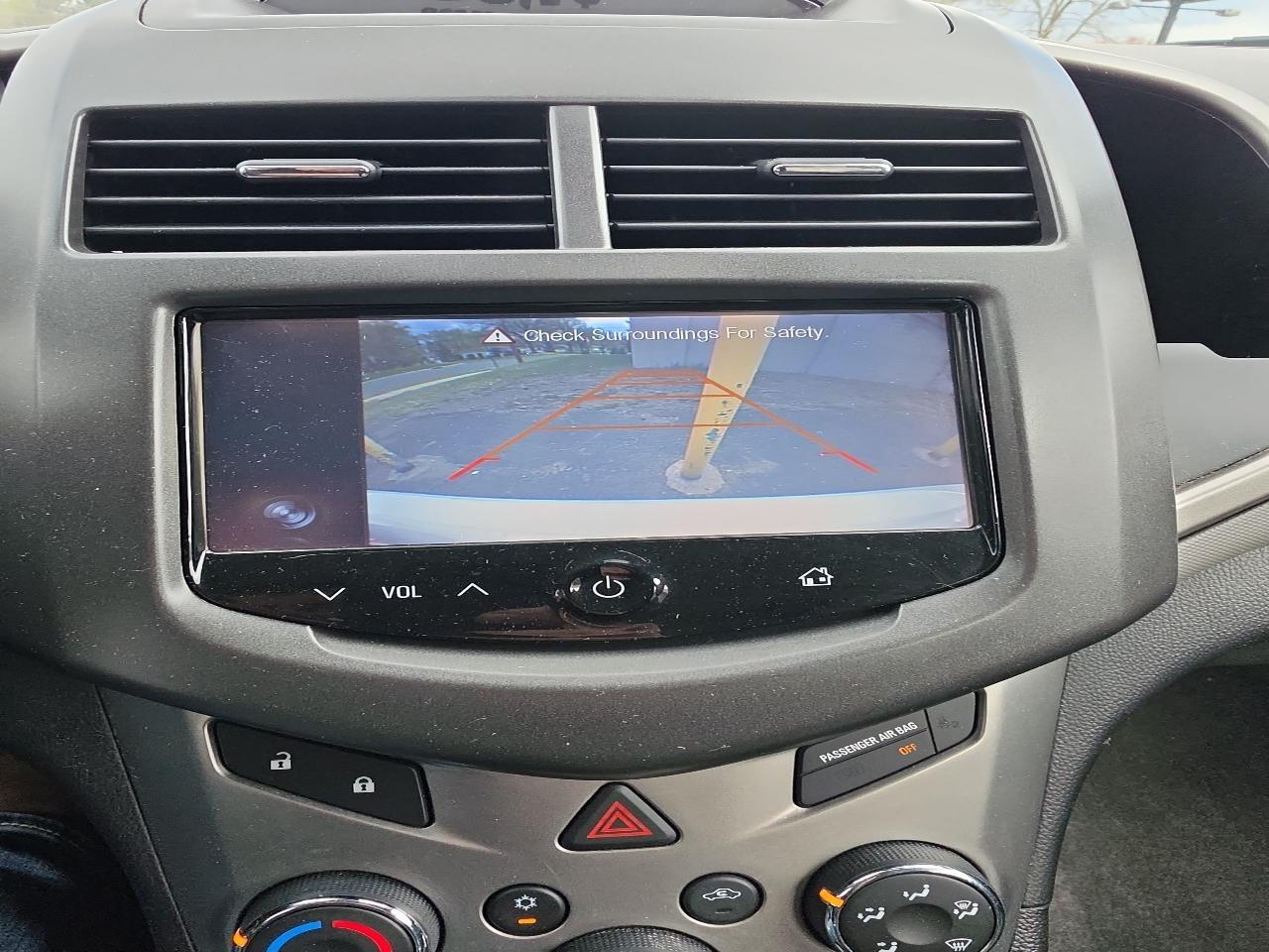 Chevrolet Sonic LT Auto 5-Door 2015