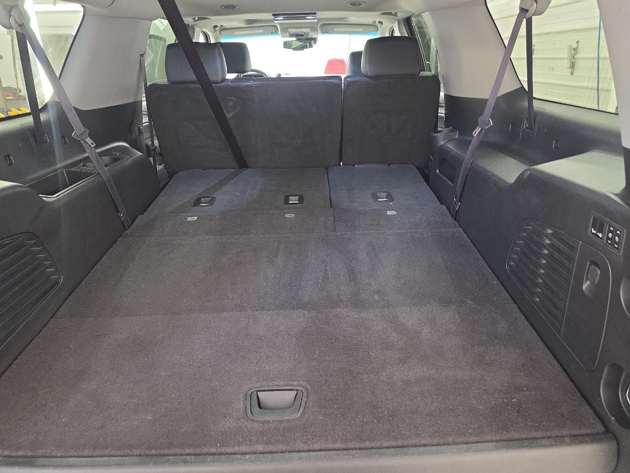 Chevrolet Suburban LT1 1500 4WD 2017