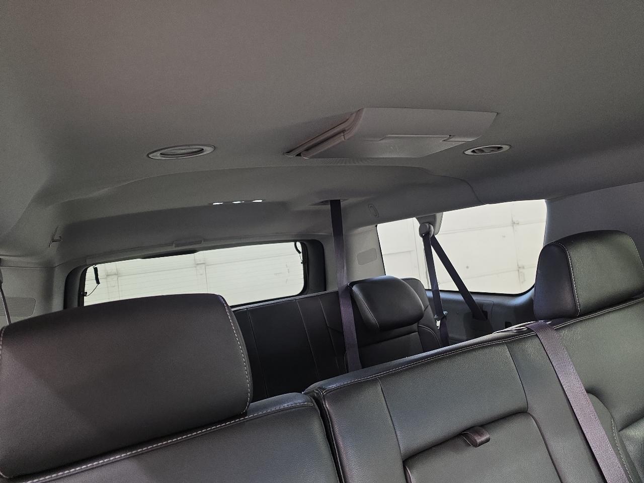 Chevrolet Suburban LT1 1500 4WD 2017