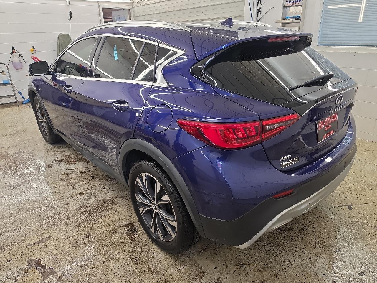 Infiniti QX30 Luxury AWD 2019