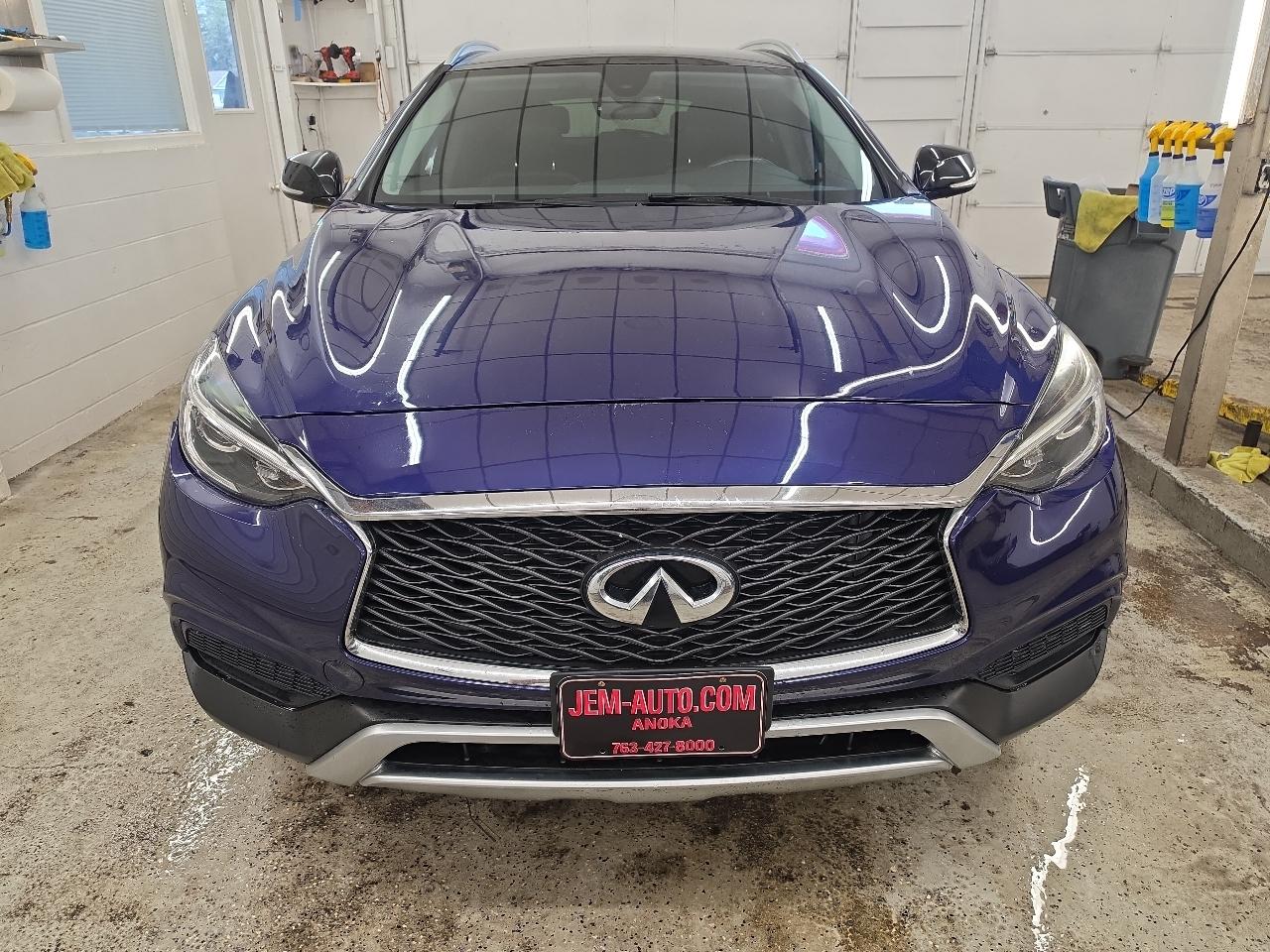 Infiniti QX30 Luxury AWD 2019