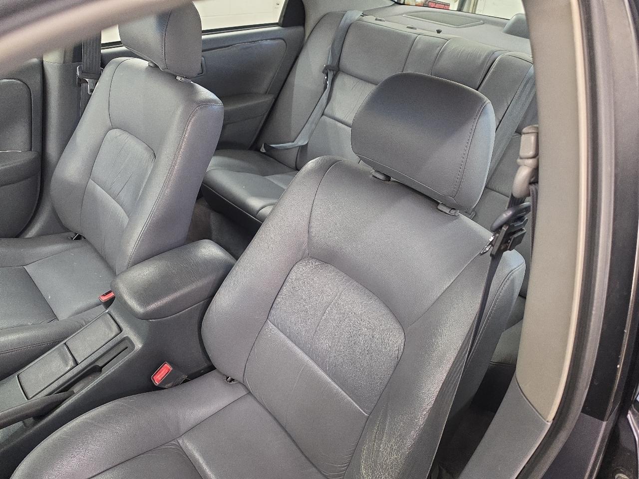 Toyota Camry LE V6 1999