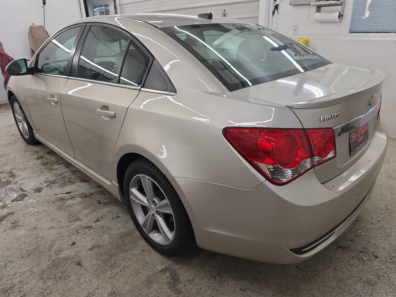 Chevrolet Cruze 2LT Auto 2014