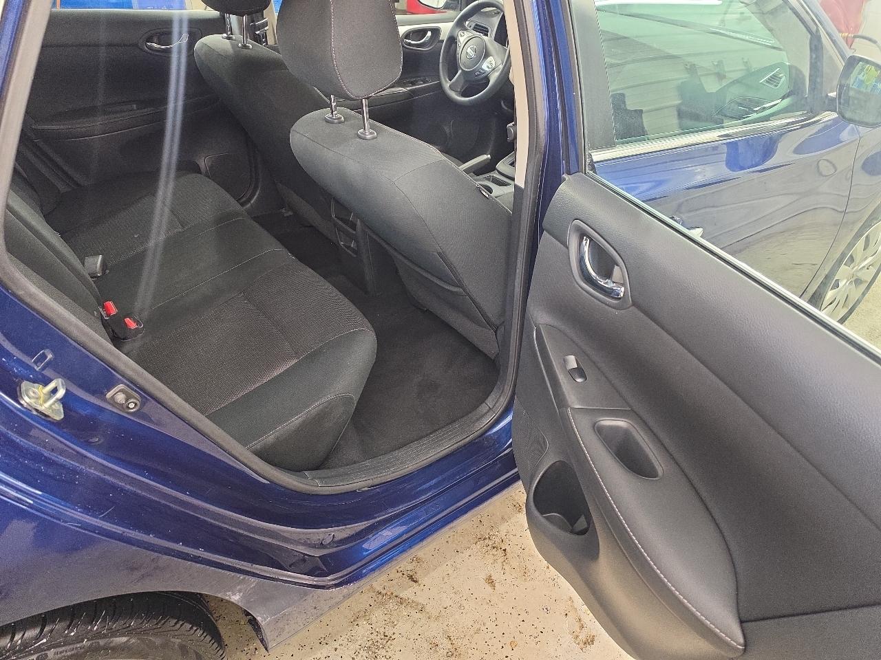 Nissan Sentra S CVT 2019