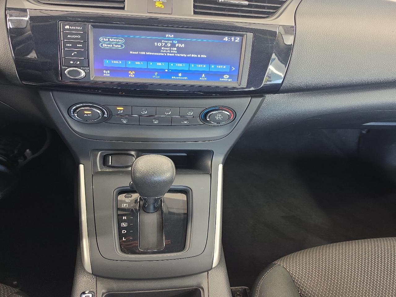 Nissan Sentra S CVT 2019