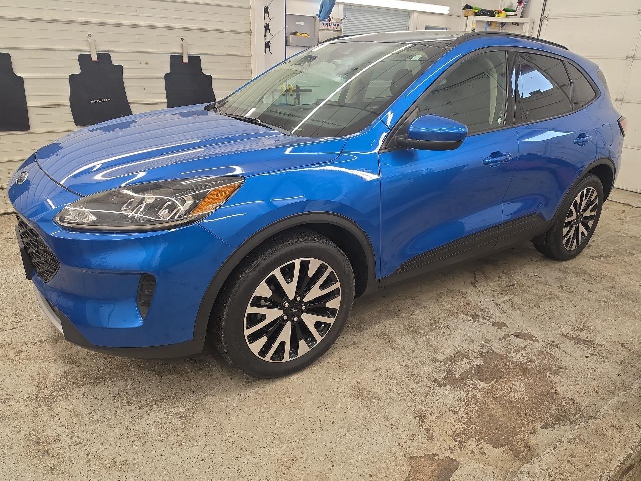 2020 Ford Escape SE Sport Hybrid AWD's photo