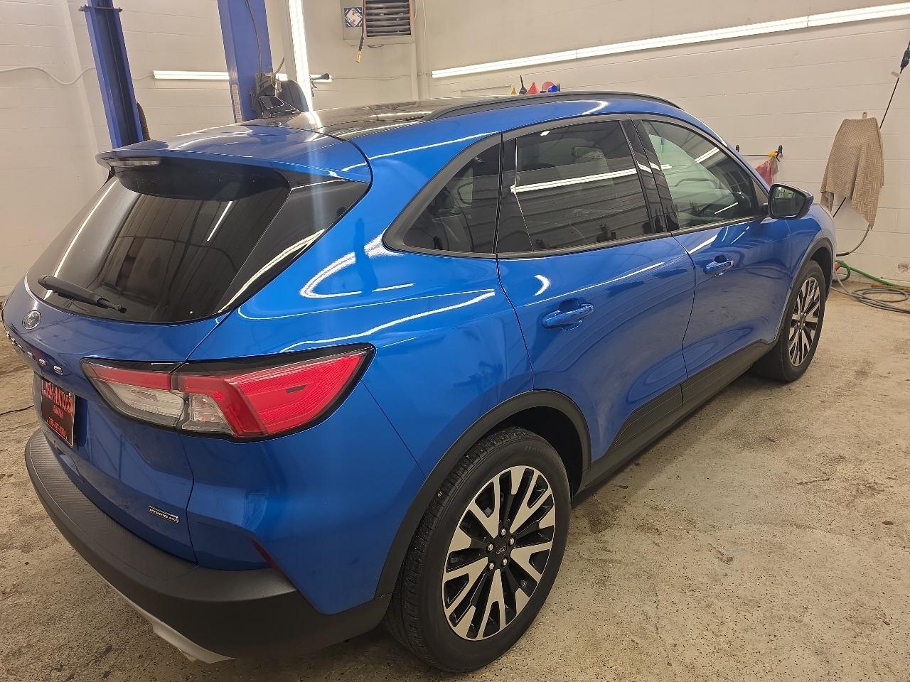 Ford Escape Hybrid SE Sport AWD 2020