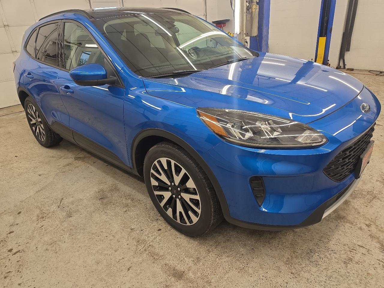 Ford Escape Hybrid SE Sport AWD 2020