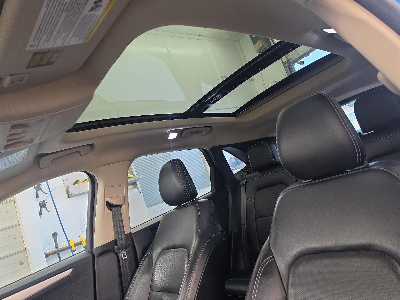 Ford Escape Hybrid SE Sport AWD 2020