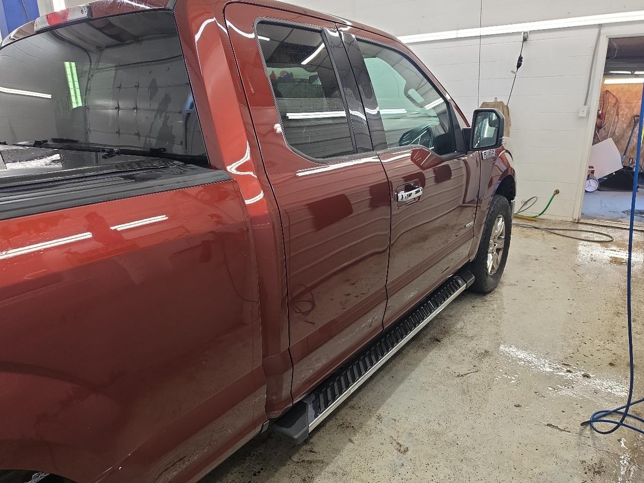 Ford F-150 XLT SuperCab 6.5-ft. Bed 4WD 2015