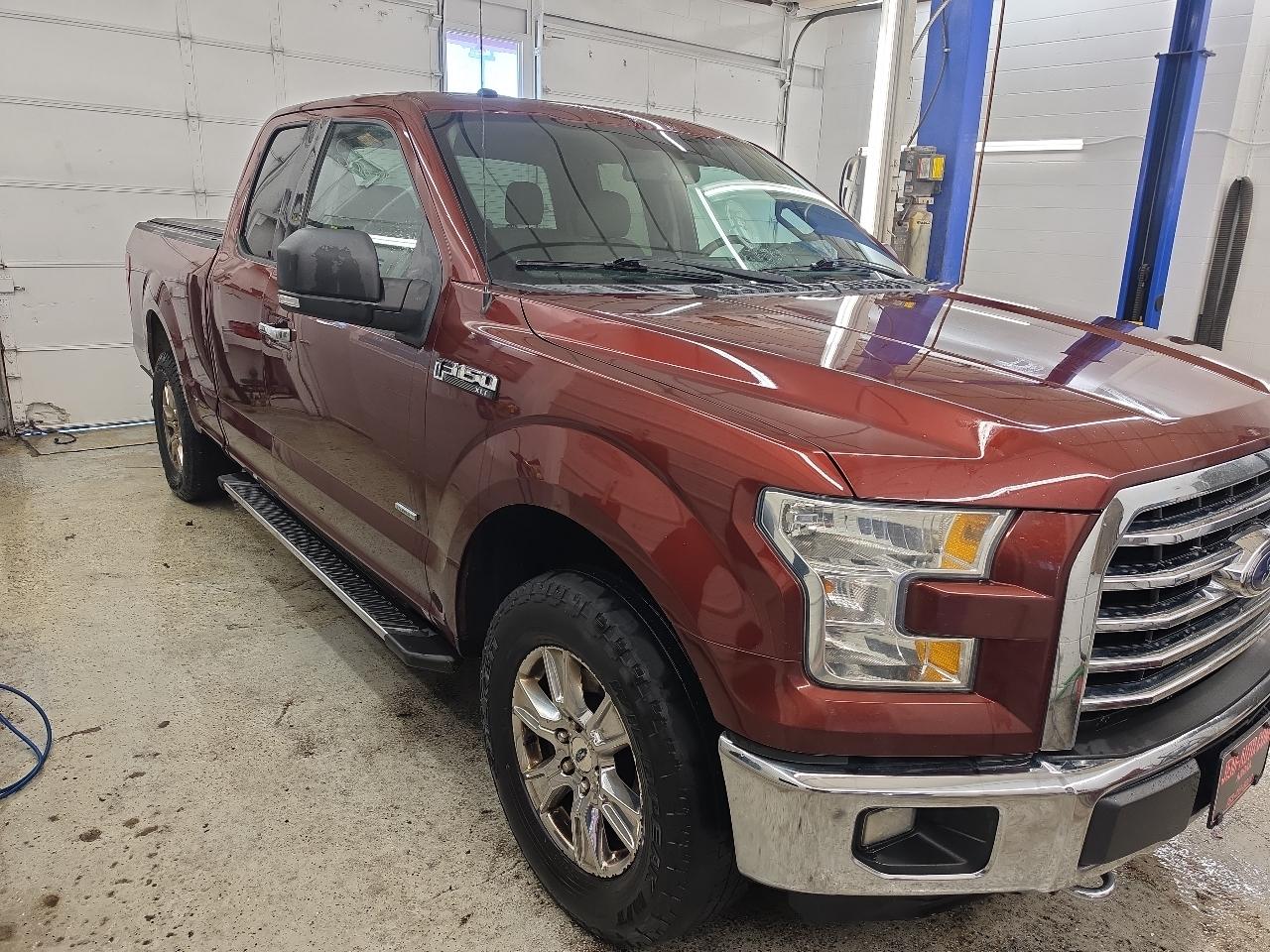 Ford F-150 XLT SuperCab 6.5-ft. Bed 4WD 2015