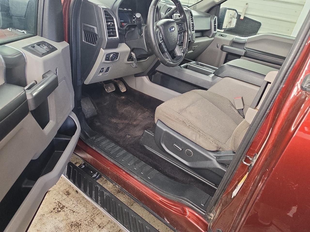 Ford F-150 XLT SuperCab 6.5-ft. Bed 4WD 2015