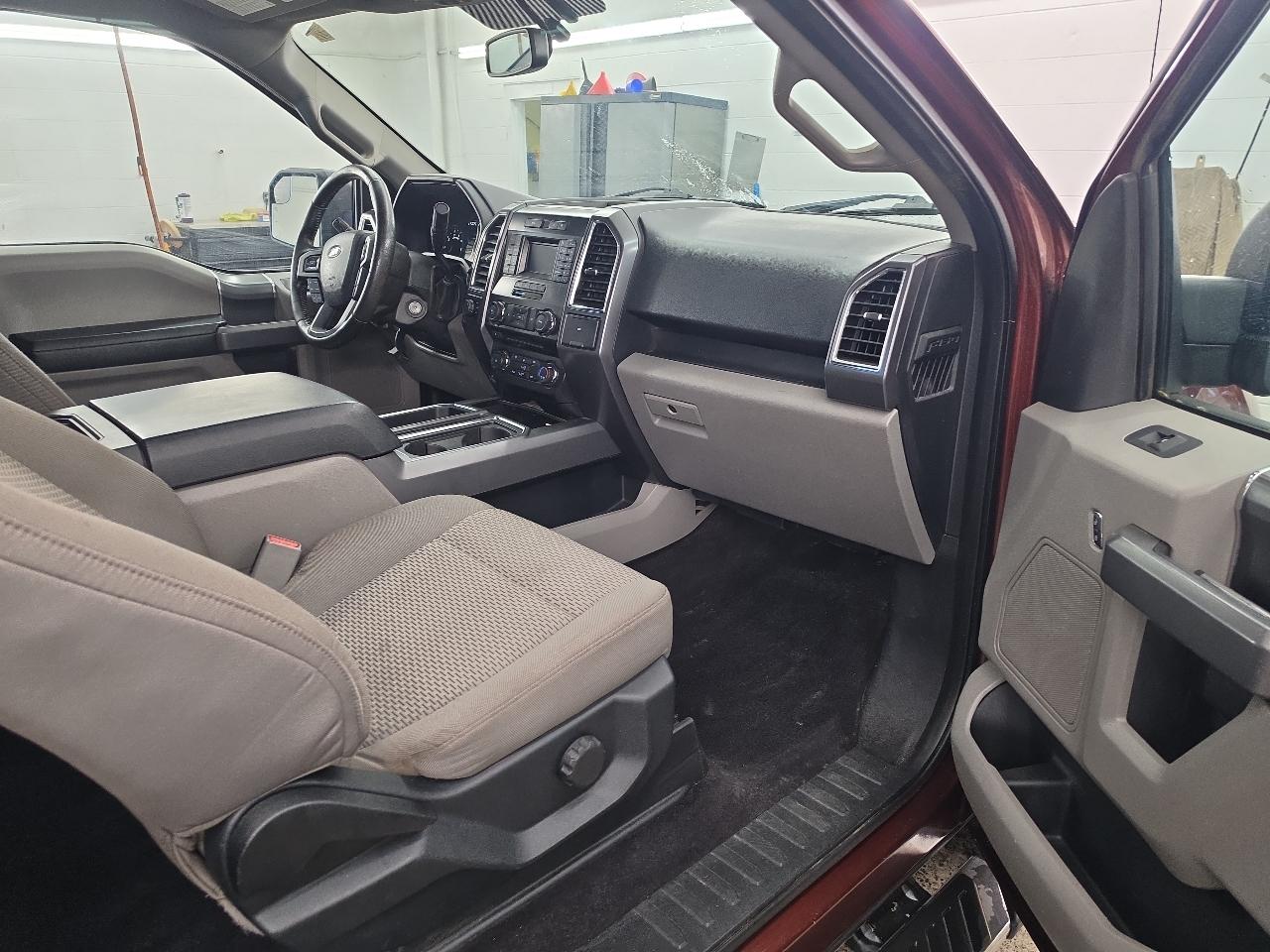 Ford F-150 XLT SuperCab 6.5-ft. Bed 4WD 2015