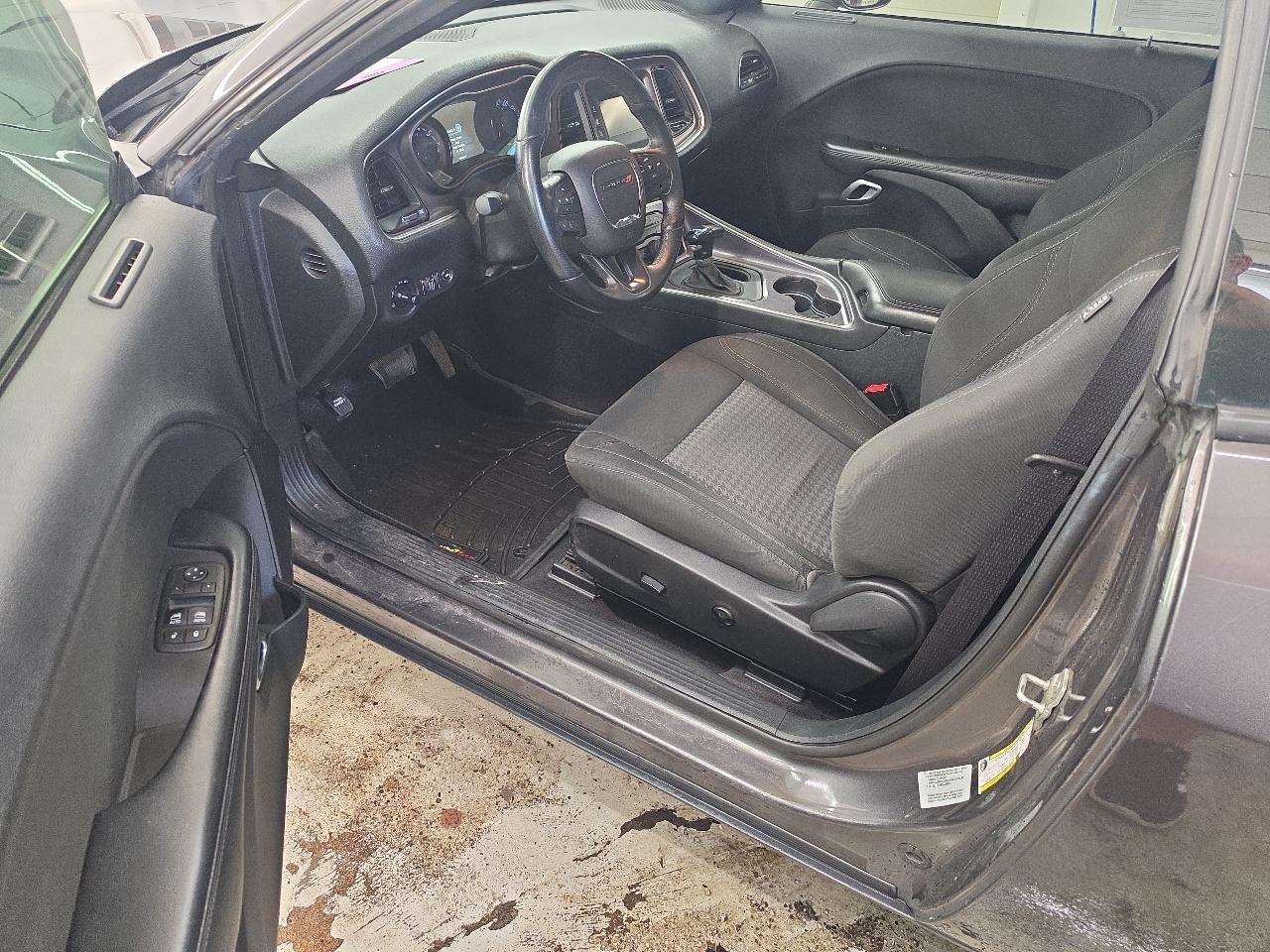 Dodge Challenger SXT 2016