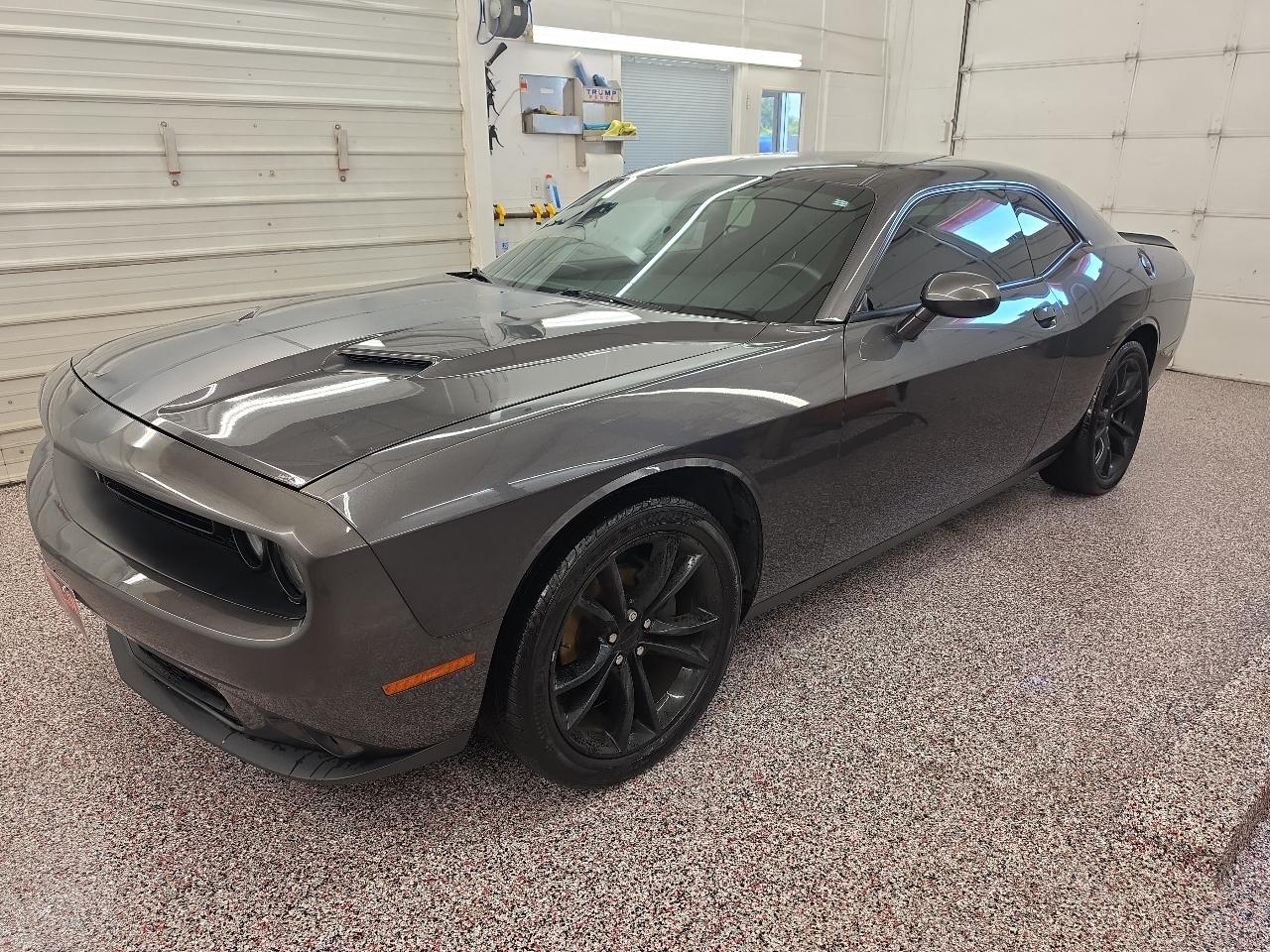 2016 Dodge Challenger SXT