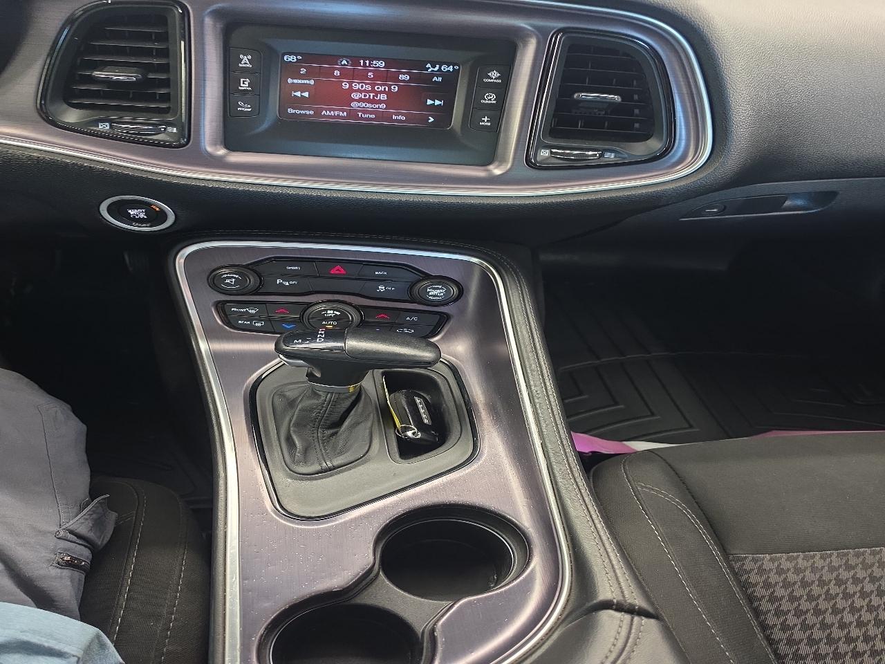 Dodge Challenger SXT 2016
