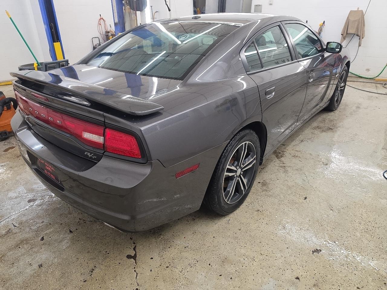 Dodge Charger 4dr Sdn RT Plus AWD 2014