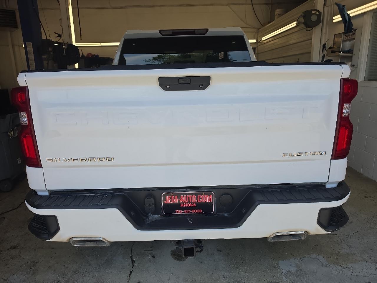 Chevrolet Silverado 1500 Custom Crew Cab Short Box 4WD 2021