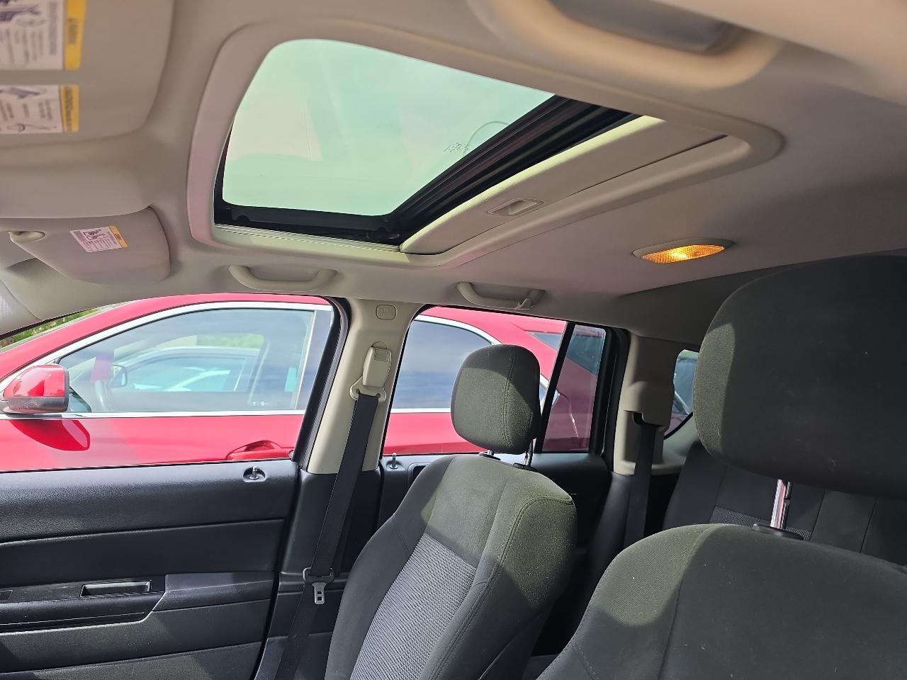 Jeep Compass Sport 4D SUV 4WD 2011