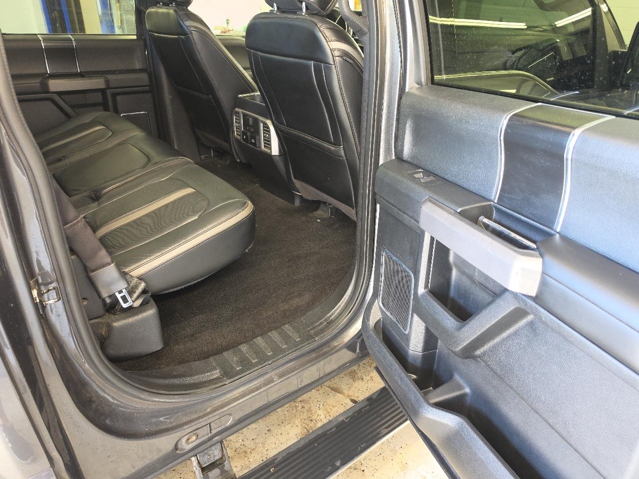 Ford F-150 Platinum SuperCrew 5.5-ft. Bed 4WD 2018