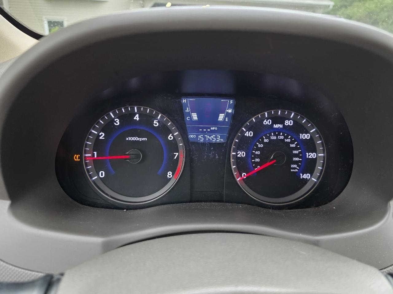 Hyundai Accent GLS 4-Door 2013