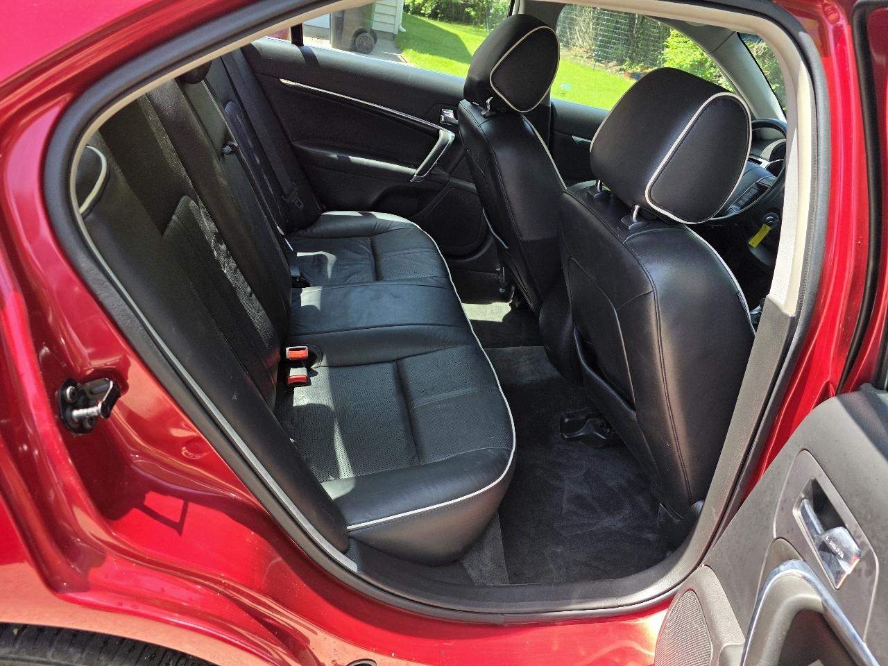 Lincoln MKZ AWD 2012