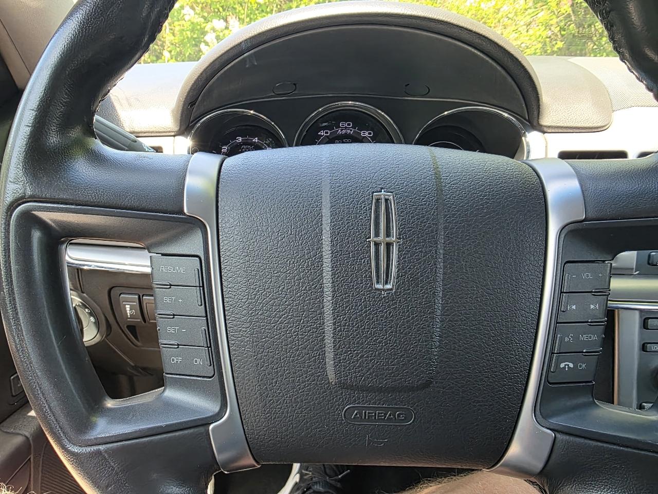Lincoln MKZ AWD 2012