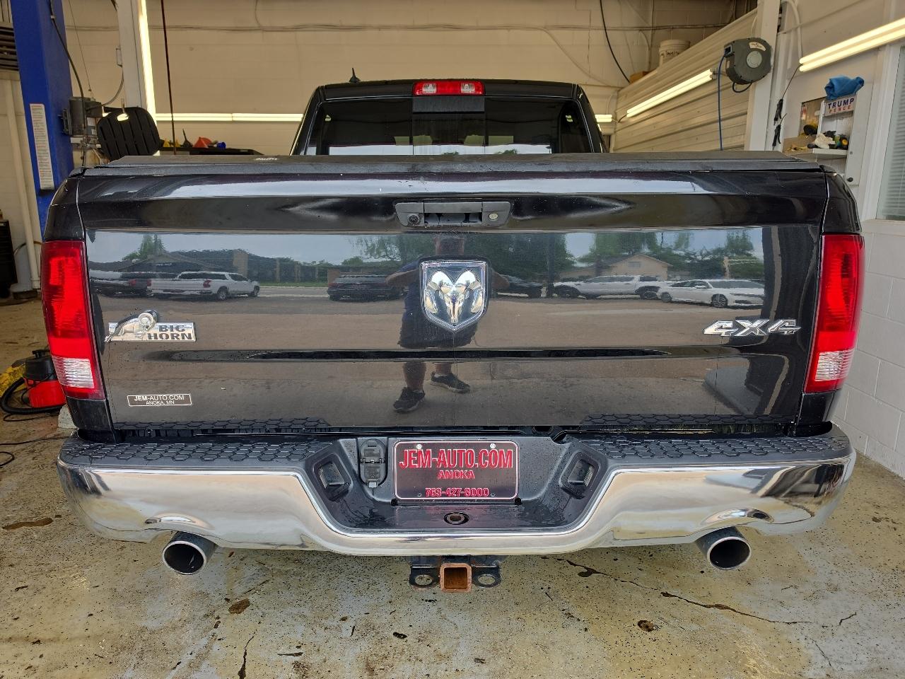 RAM 1500 SLT 2015